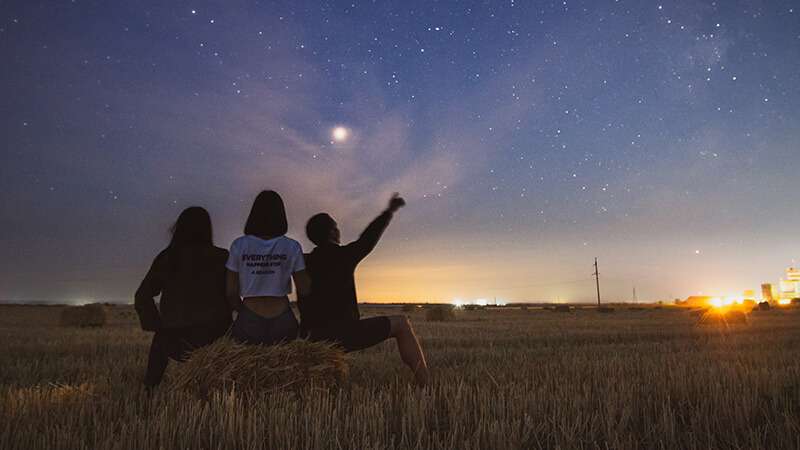 How to Describe the Beauty of Stargazing
