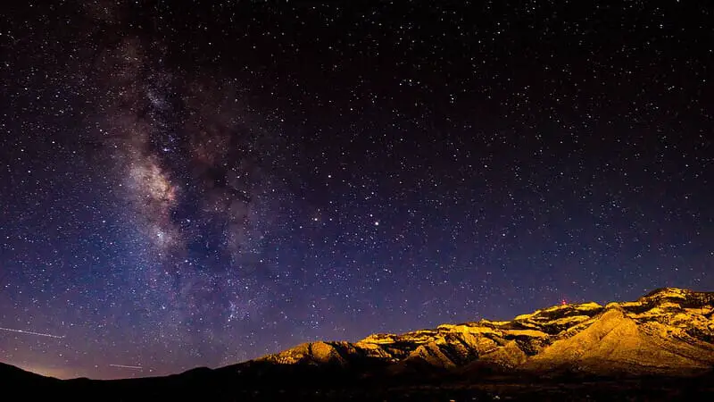 Stargazing near Las Vegas photo credit Daxis Flickr